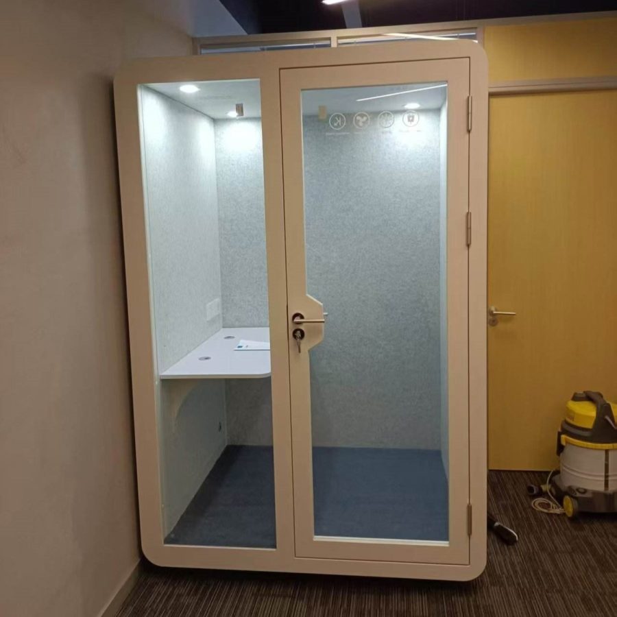 Phòng cách âm di động thu âm và chơi nhạc cụ QB BLF-01 đặt tại văn phòng